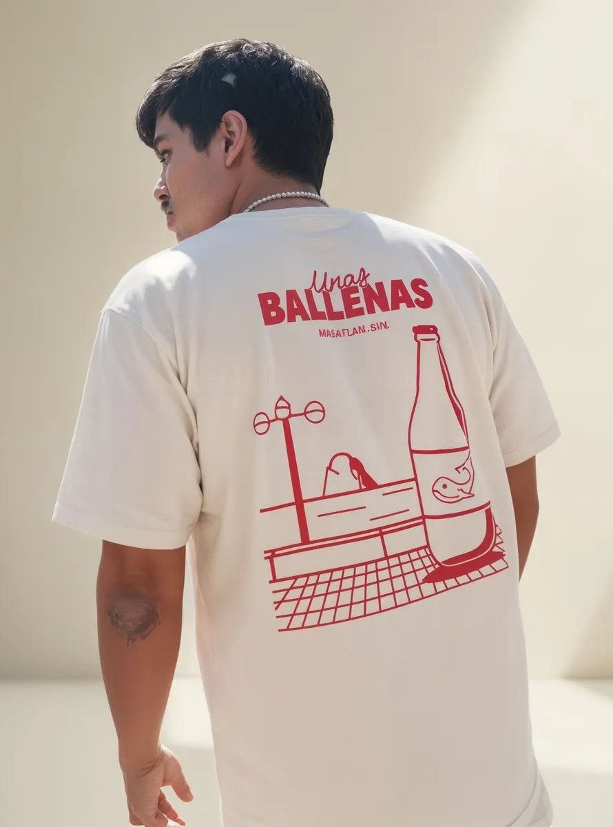 Playera Ballena en Olas